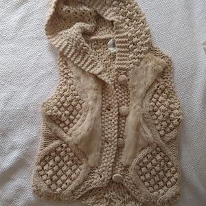 Gorgeous knit sweater vest from Lili's closet